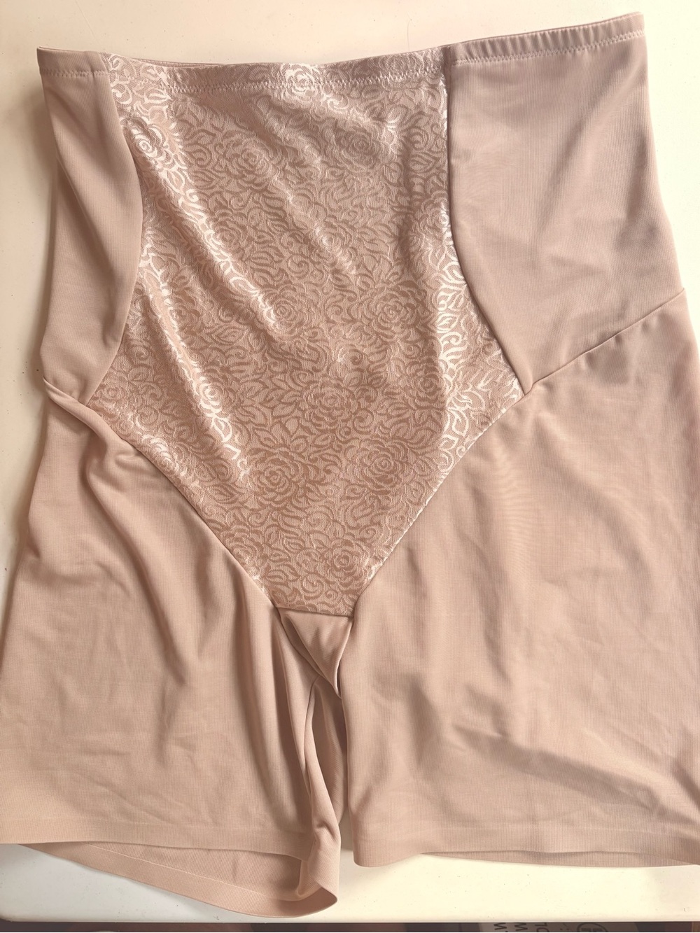 High-Waist Shaping Shorts - Beige